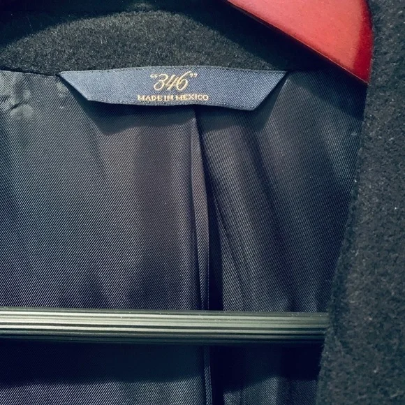 Brooks Brothers 100% Cashmere Sport Coat. - Picture 4 of 16